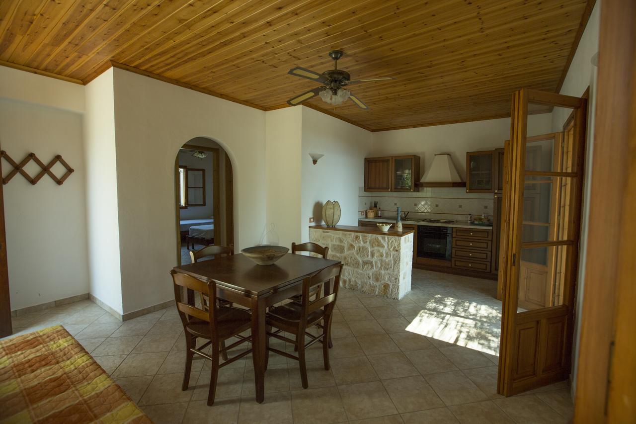 Nereidi Pool Villas Porto Ozias Rom bilde