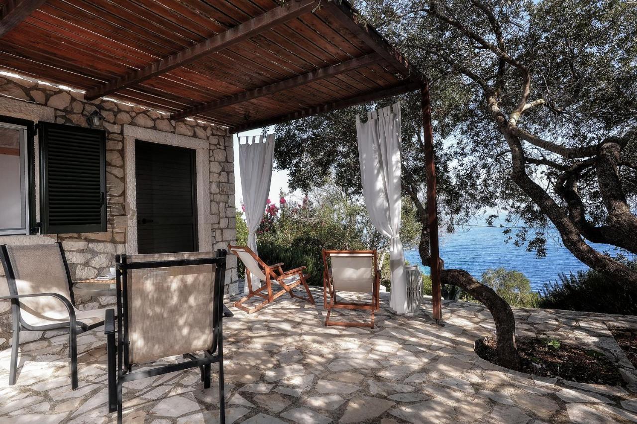 Nereidi Pool Villas Porto Ozias Eksteriør bilde