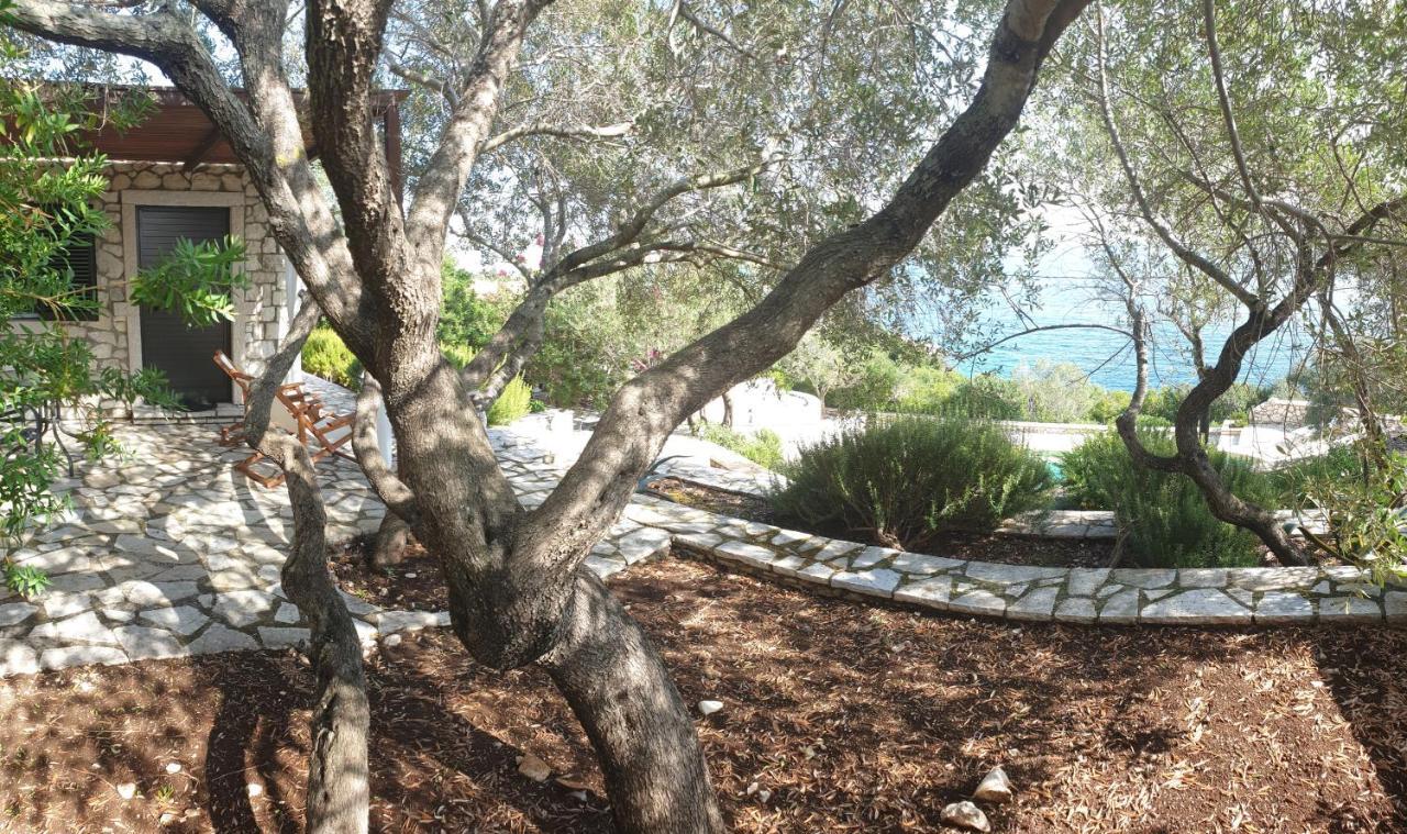 Nereidi Pool Villas Porto Ozias Eksteriør bilde