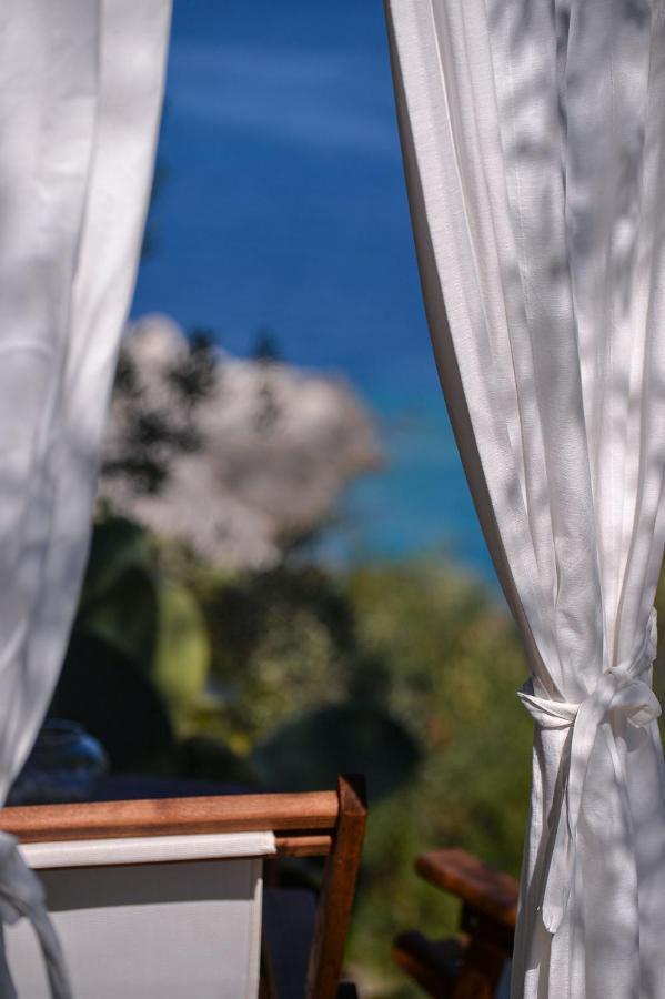 Nereidi Pool Villas Porto Ozias Eksteriør bilde