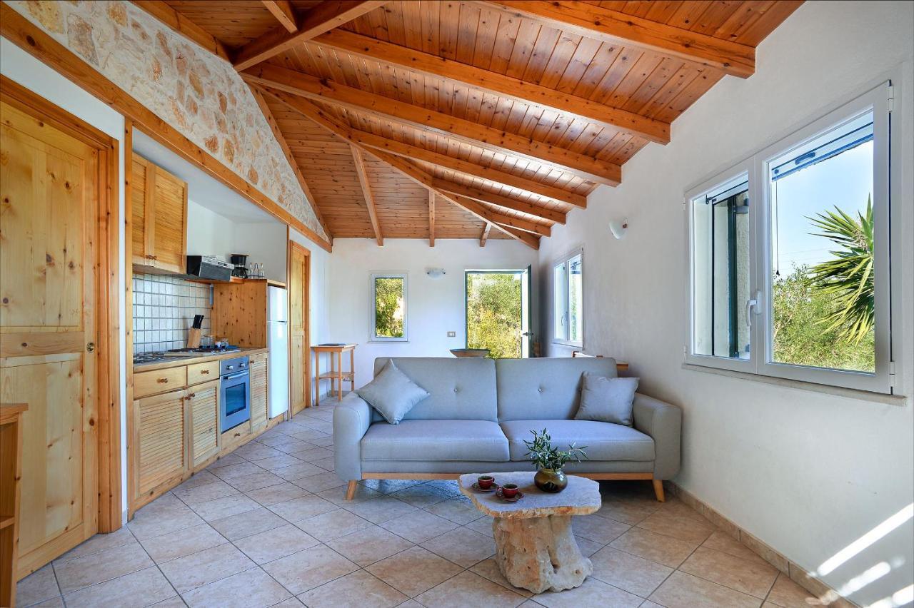 Nereidi Pool Villas Porto Ozias Eksteriør bilde