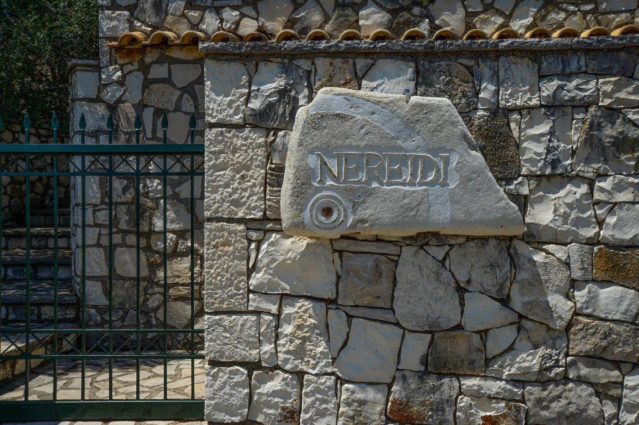 Nereidi Pool Villas Porto Ozias Eksteriør bilde